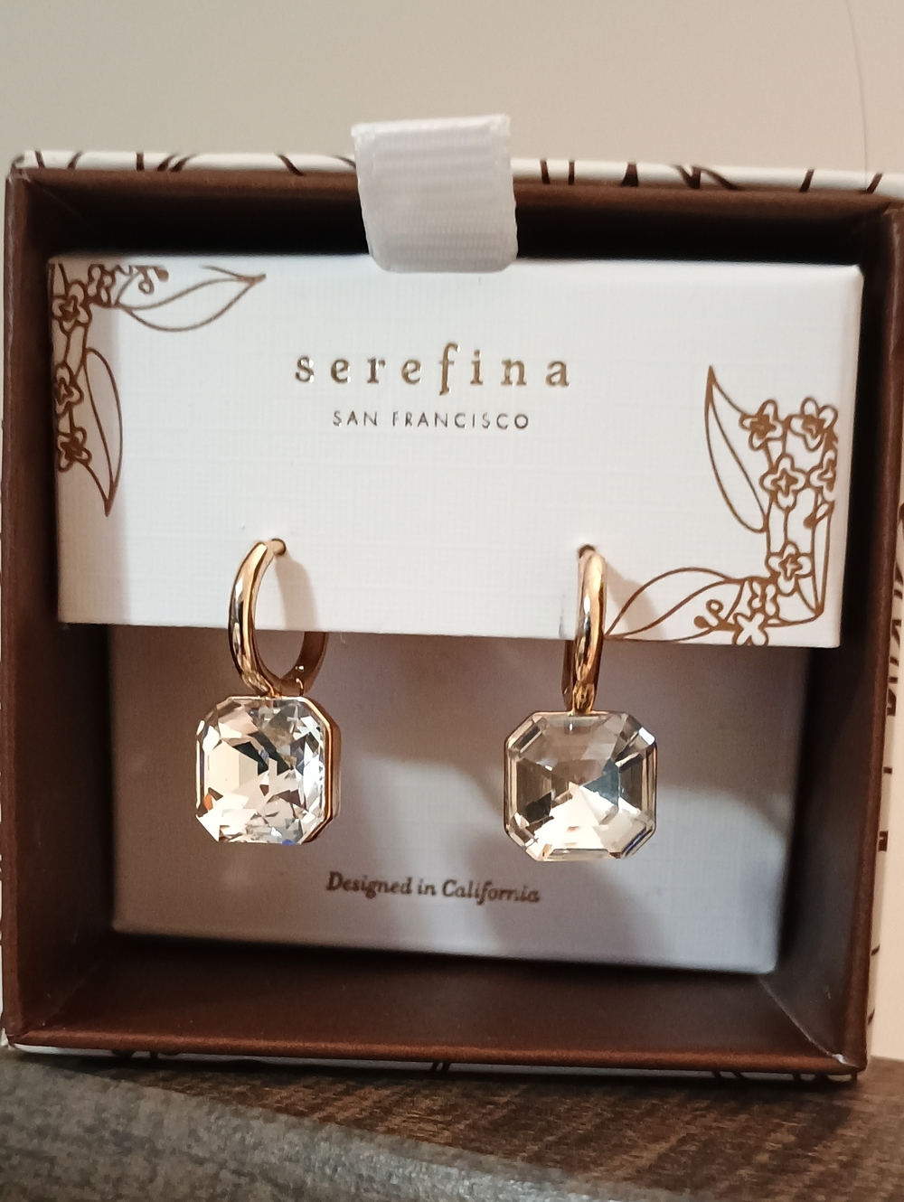 NWT Serefina San Francisco Gold
Asscher Cut Crystal Drop Earrings